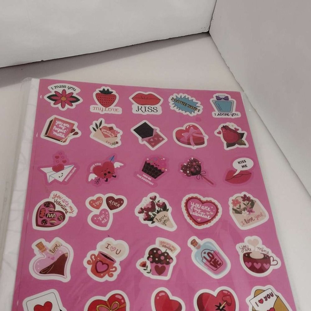 NEW Valentines Stickers with Coloring Tablecloth -Valentines Day Gifts - Picture 6 of 6